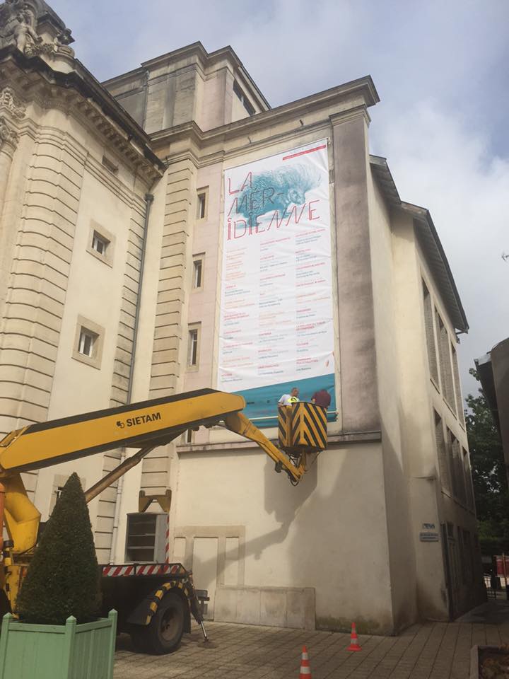 Devisu | Bâche XXL – Théâtre de Lunéville